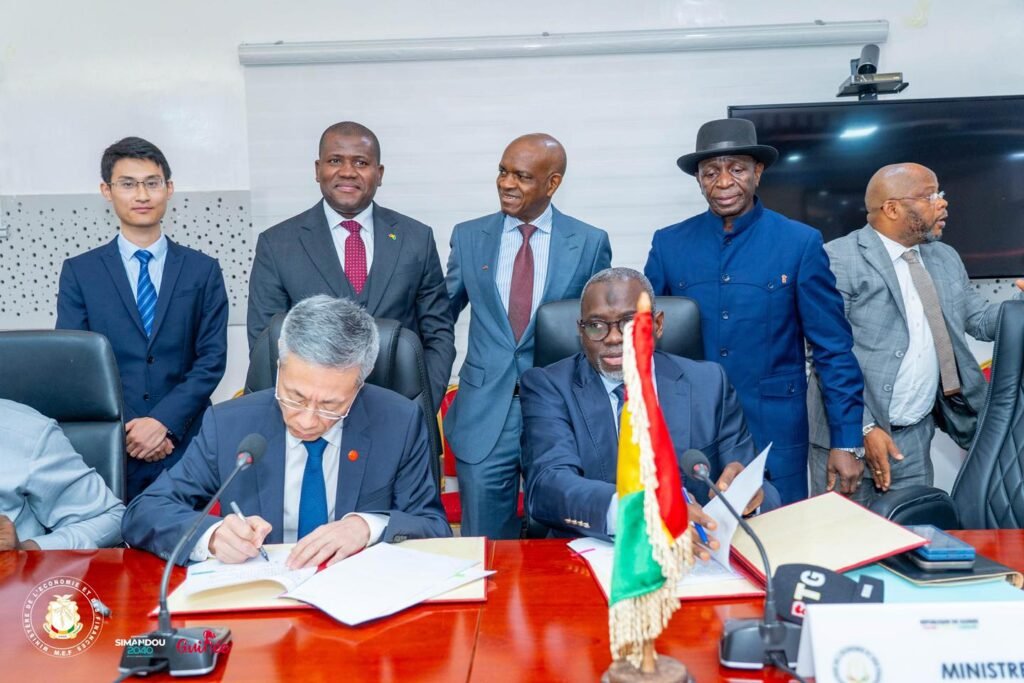 Cooperation Guinée-Chine : signature de l’accord de financement du projet Guinea safe city