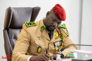 Construction d’un hôpital militaire : gal. Doumbouya autorise un prêt de plus de 84 millions de dollars