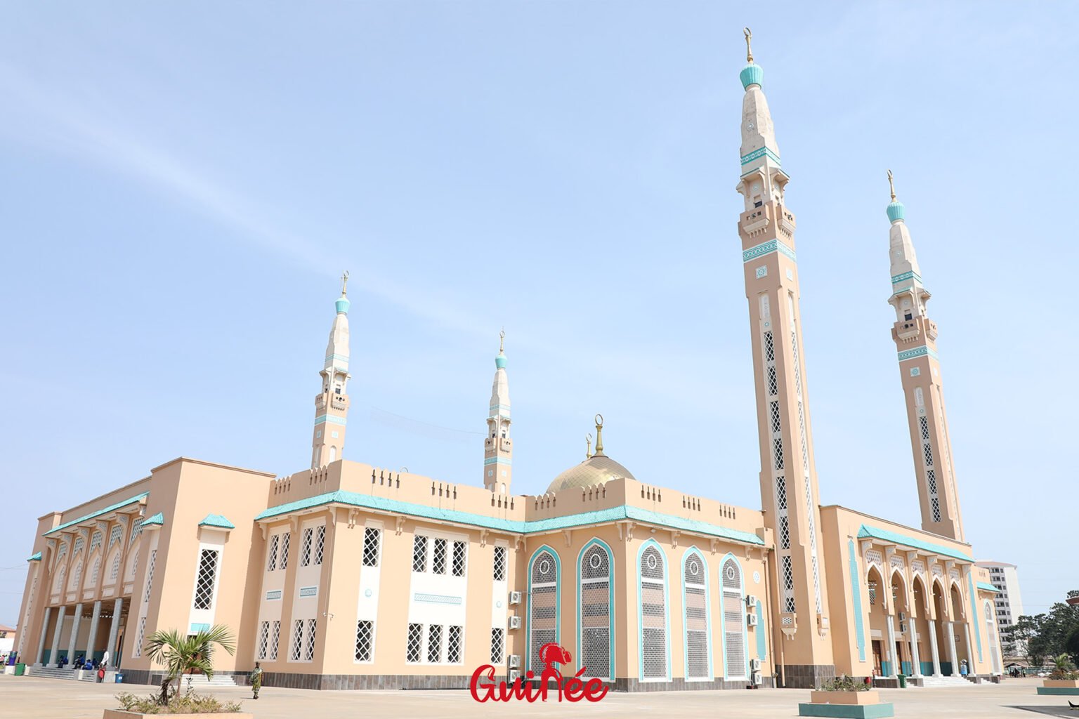 L’Aïd El-Fitr : ‘Arabie Saoudite fête ce dimanche, la Guinée attend sa décision après 18h