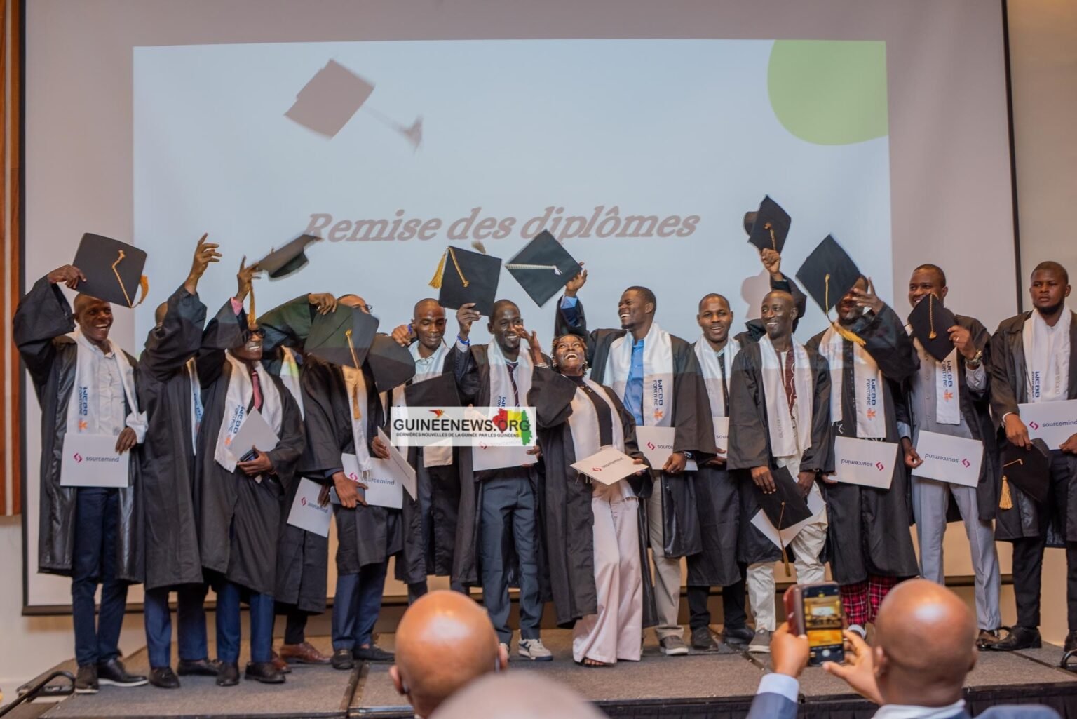 Guinée : Webb Fontaine et Sourcemind forment 15 jeunes en ingénierie logicielle dans le cadre du GUCEG