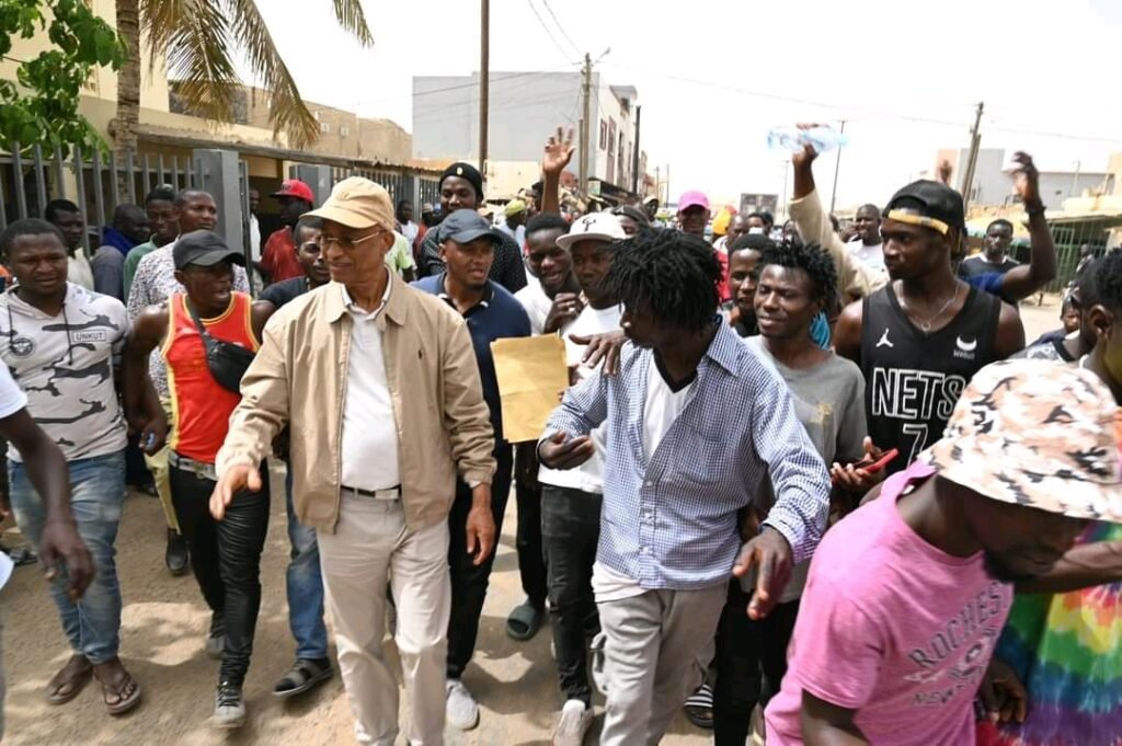 Dalein apporte son soutien aux guinéens expulsés de Mauritanie : “ils souffrent, il y a des bébés et des femmes, c’est pitoyable”