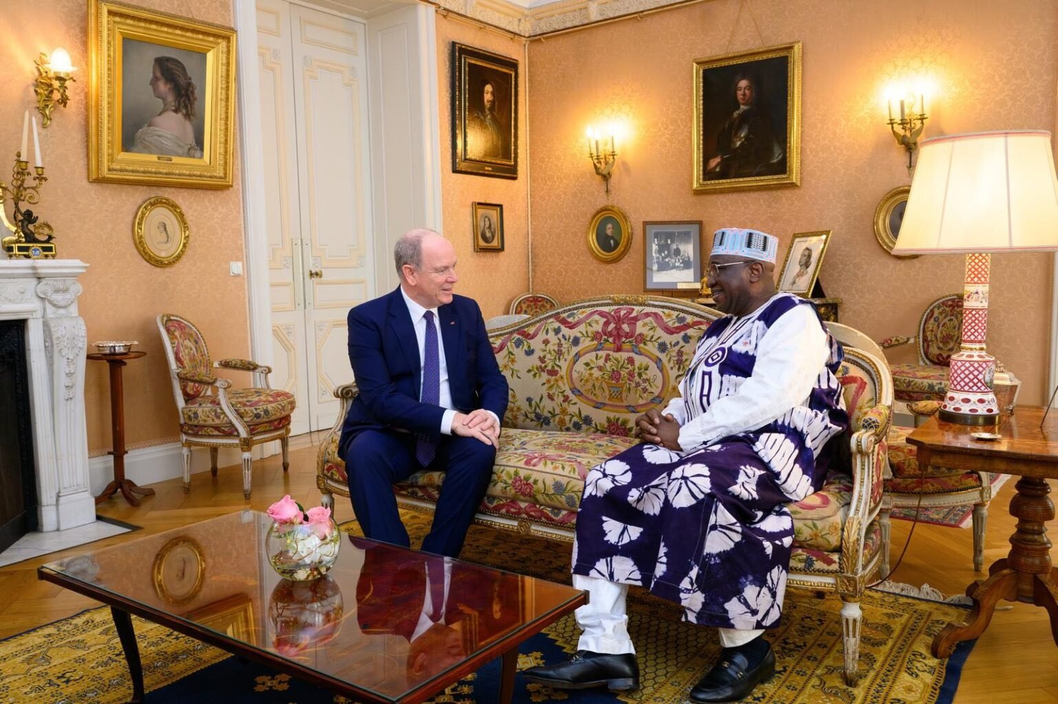 Diplomatie : la Guinée désormais représentée à Monaco, l’ambassadeur Seinkoun Sylla salue le leadership du général Doumbouya