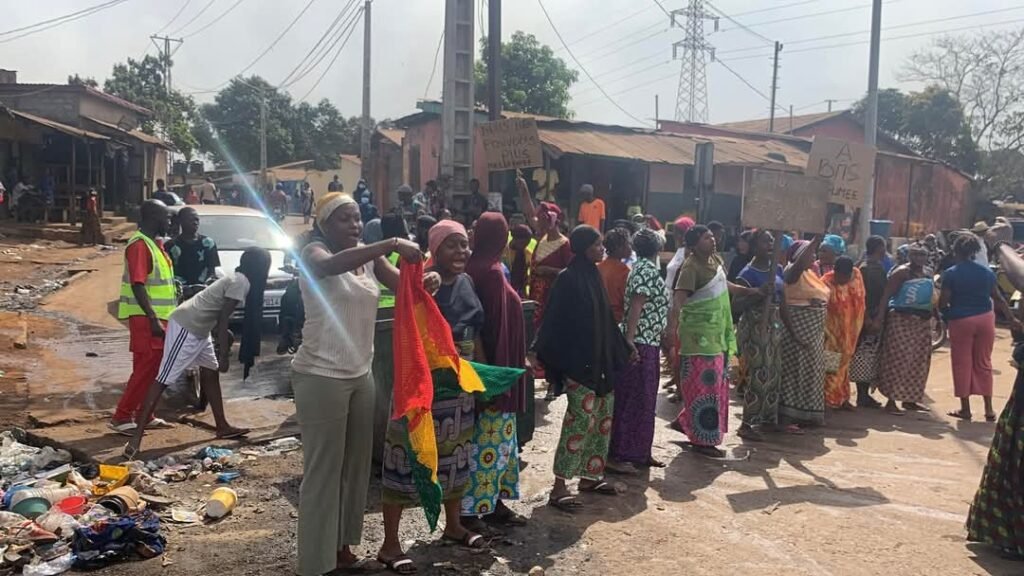 Manifestation des femmes de Dar-es-Salam : « La fumée nous tue à petit feu », pestent-elles