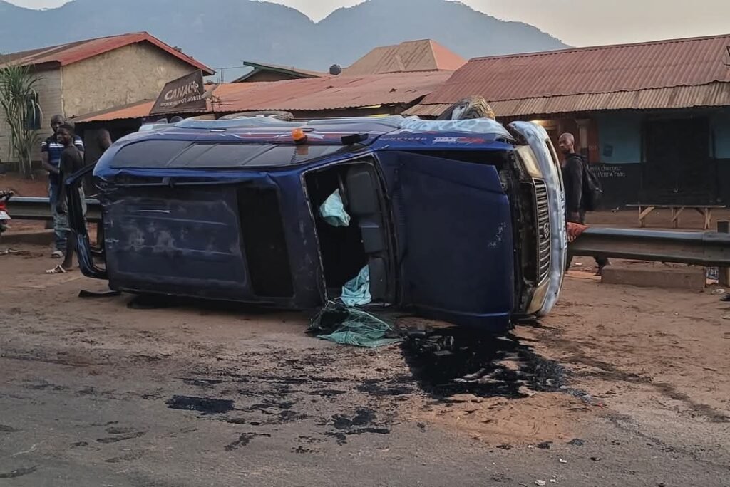 Coyah : Un 4×4 plein de drogue fait un accident, les trafiquants s’évaporent !