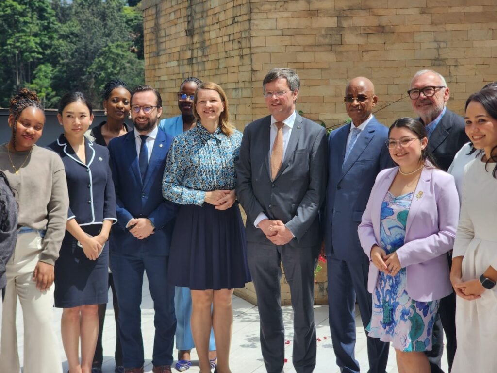 Cellou Dalein Diallo aux côtés de dirigeants mondiaux réunis à Nairobi
