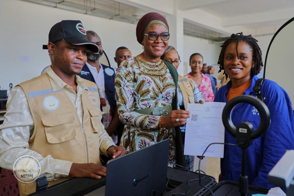 Aminata Kaba, ministre de l’enseignement technique : ‘’Se recenser est une obligation…la conscience commence par le recensement’’