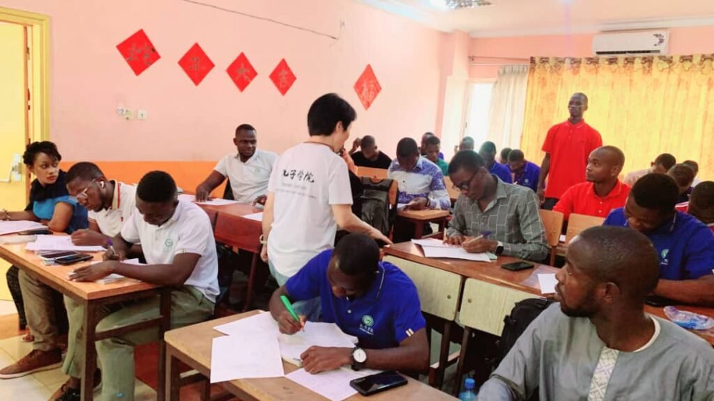 Institut Confucius de Conakry : une ‘’fenêtre ouverte’’ sur le monde pour les étudiants guinéens
