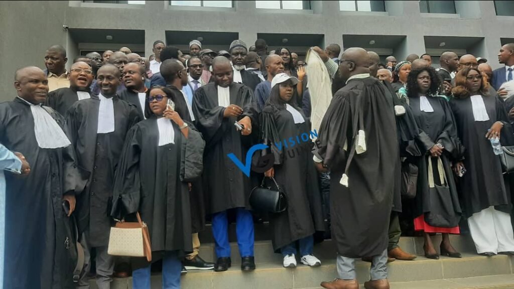 Les avocats préviennent le procureur général Fallou Doumbouya : ‘’la roue de l’histoire tourne…ce qui arrive aujourd’hui arrivera à chacun’’