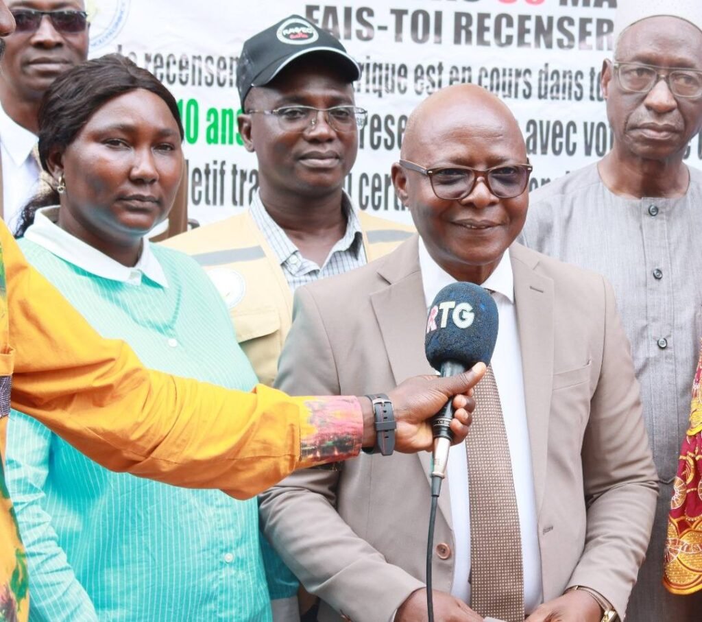 Recensement des guinéens en Sierra Leone : l’ambassadeur Julien Yombouno donne le coup d’envoi des opérations à Freetown