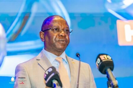 Le ministre Bouna Sylla déplore la priorisation des mines au détriment des hydrocarbures : ‘’la Guinée n’a enregistré que trois forages depuis 50 ans’’