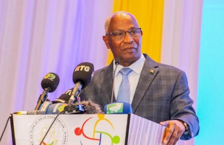 Bah Oury à propos du RAVEC : ‘’Certains n’avaient pas cru que la Guinée allait être capable d’organiser en si peu de temps cet immense chantier’’