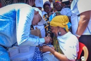 Un incendie survient après des honneurs rendus à la Guinée à l’international suite au progrès remarquable de sa couverture vaccinale