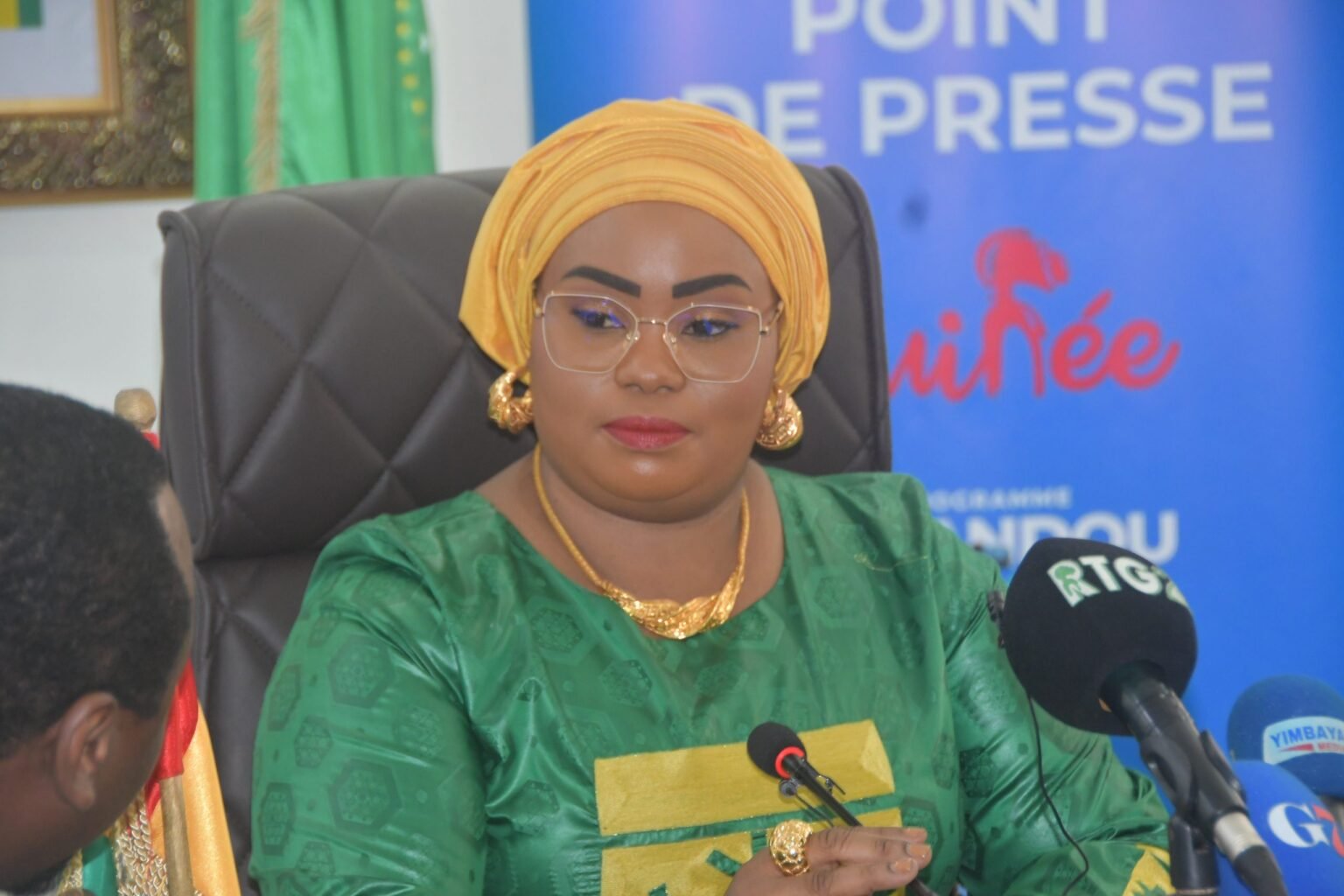 La ministre Fatima Camara à propos du général Doumbouya : ‘’C’est quelqu’un qui a une vision, il veut développer la Guinée’’