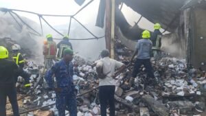 Pharmaguinée : un entrepôt du PEV ravagé par un incendie