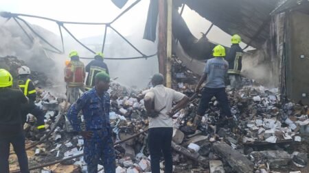 Pharmaguinée : un entrepôt du PEV ravagé par un incendie