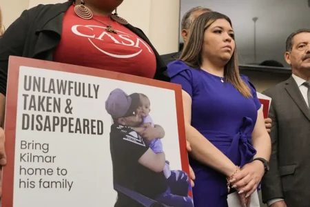 Un Salvadorien expulsé à tort ramené aux Etats-Unis, après des mois de guérilla judiciaire