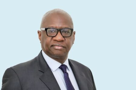 Face à l’humiliation, la robe restera debout (Par Mamadou Ismaïla Konaté)