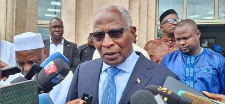 Face au manque de liquidités, Bah Oury réagit : ‘’Tant qu’on continuera à faire circuler des sacs d’argent, notre économie restera bloquée’’