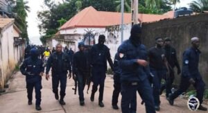 Opération anti-drogue à Conakry : 10 interpellations à Ratoma et Taouyah