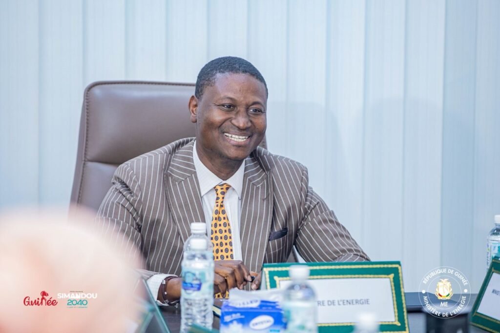 Visite inaugurale du Ministre de l’Énergie à l’EDG : un engagement fort pour un accès durable à l’électricité en Guinée
