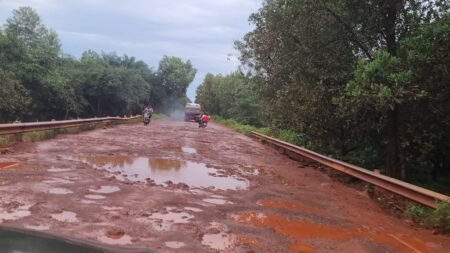 Transport terrestre: dans un piteux état, l’axe Boffa-Kolaboui devient un enfer pour les usagers