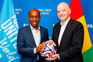 FIFA : deux guinéens nommés par Gianni Infantino
